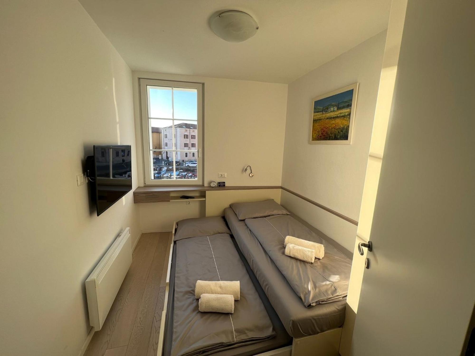 Gloria Holiday - Apartment Rebecca Пиран Экстерьер фото