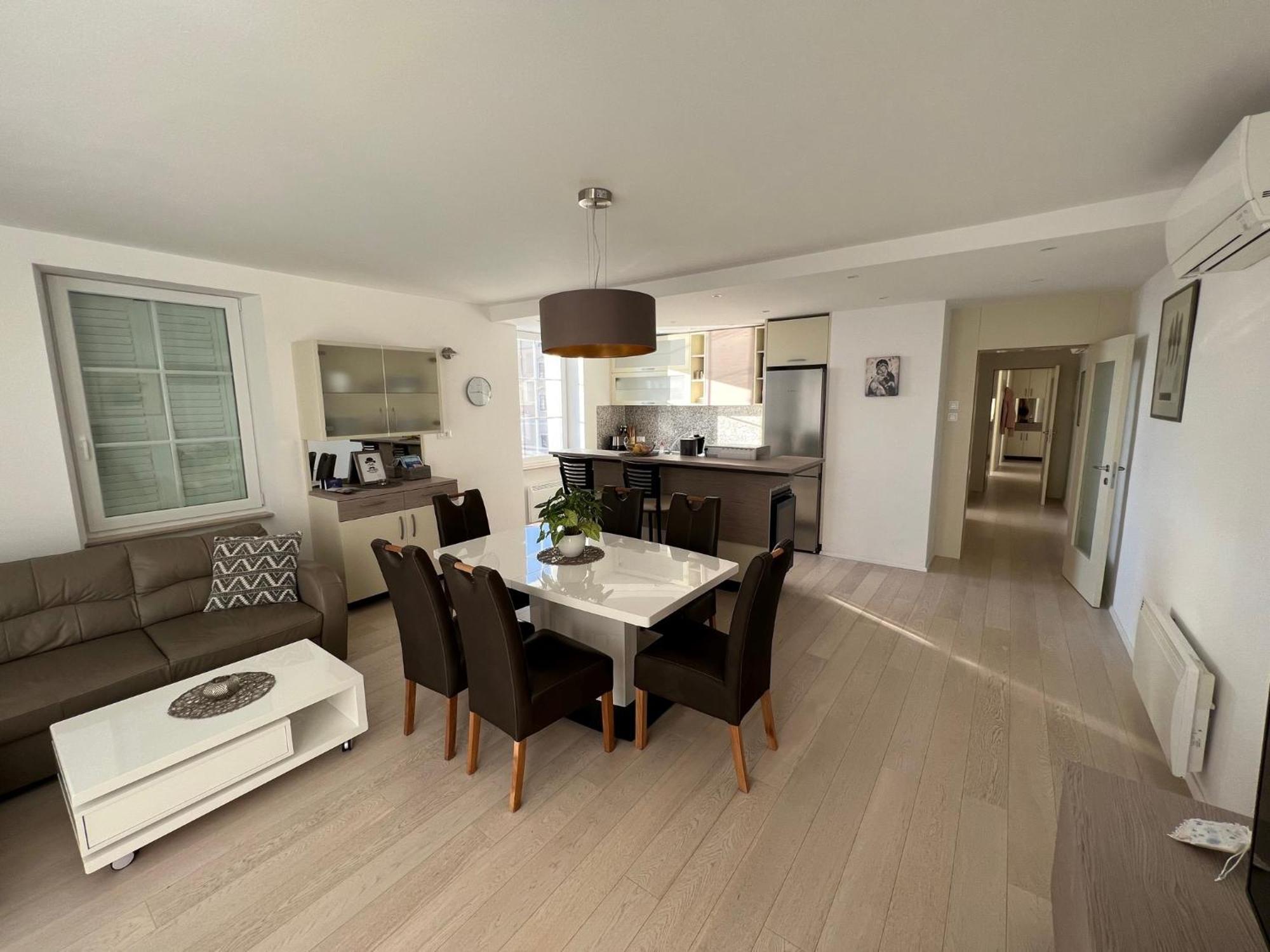 Gloria Holiday - Apartment Rebecca Пиран Экстерьер фото